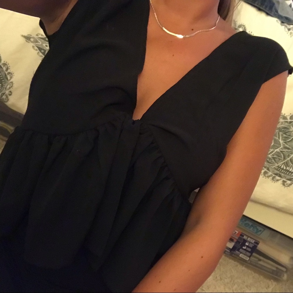 NWOT cute flowy black blouse